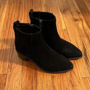 blondo water resistant suede black ankle boots